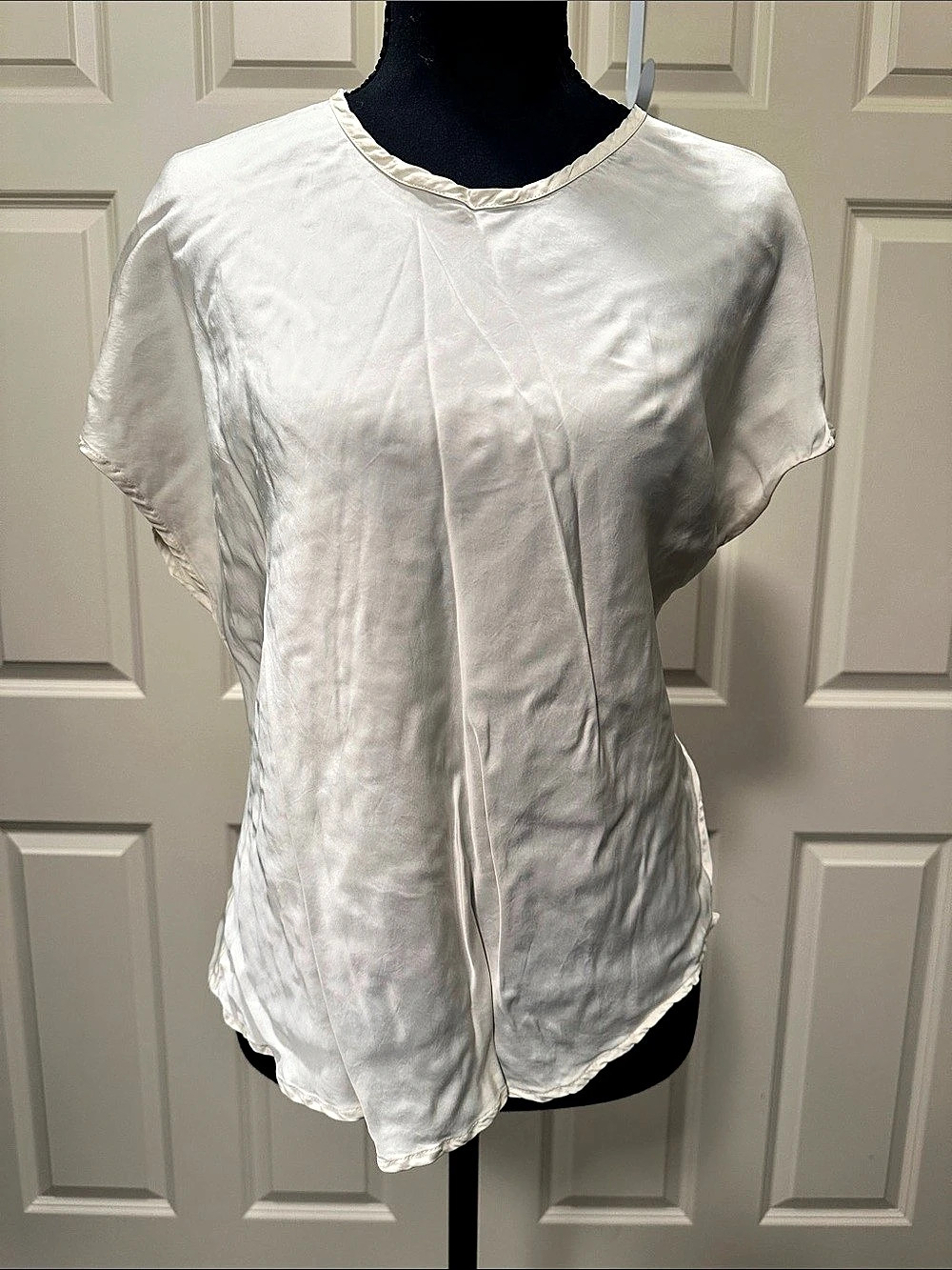J.Crew Short Sleeve Blouse in White Size Large Like New